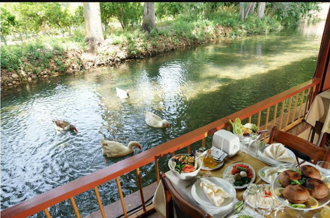 Jisr Rachiine Restaurant