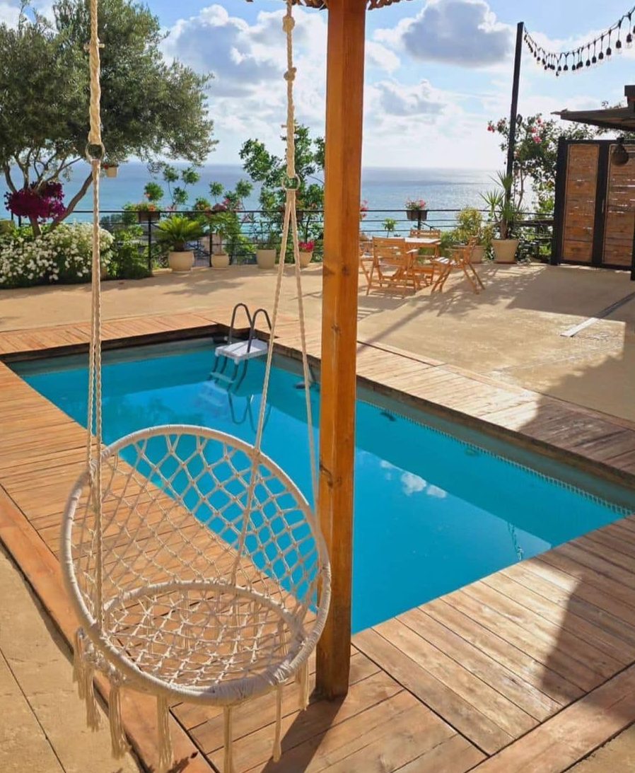 Chalet with Private Pool – Mestita, Jbeil