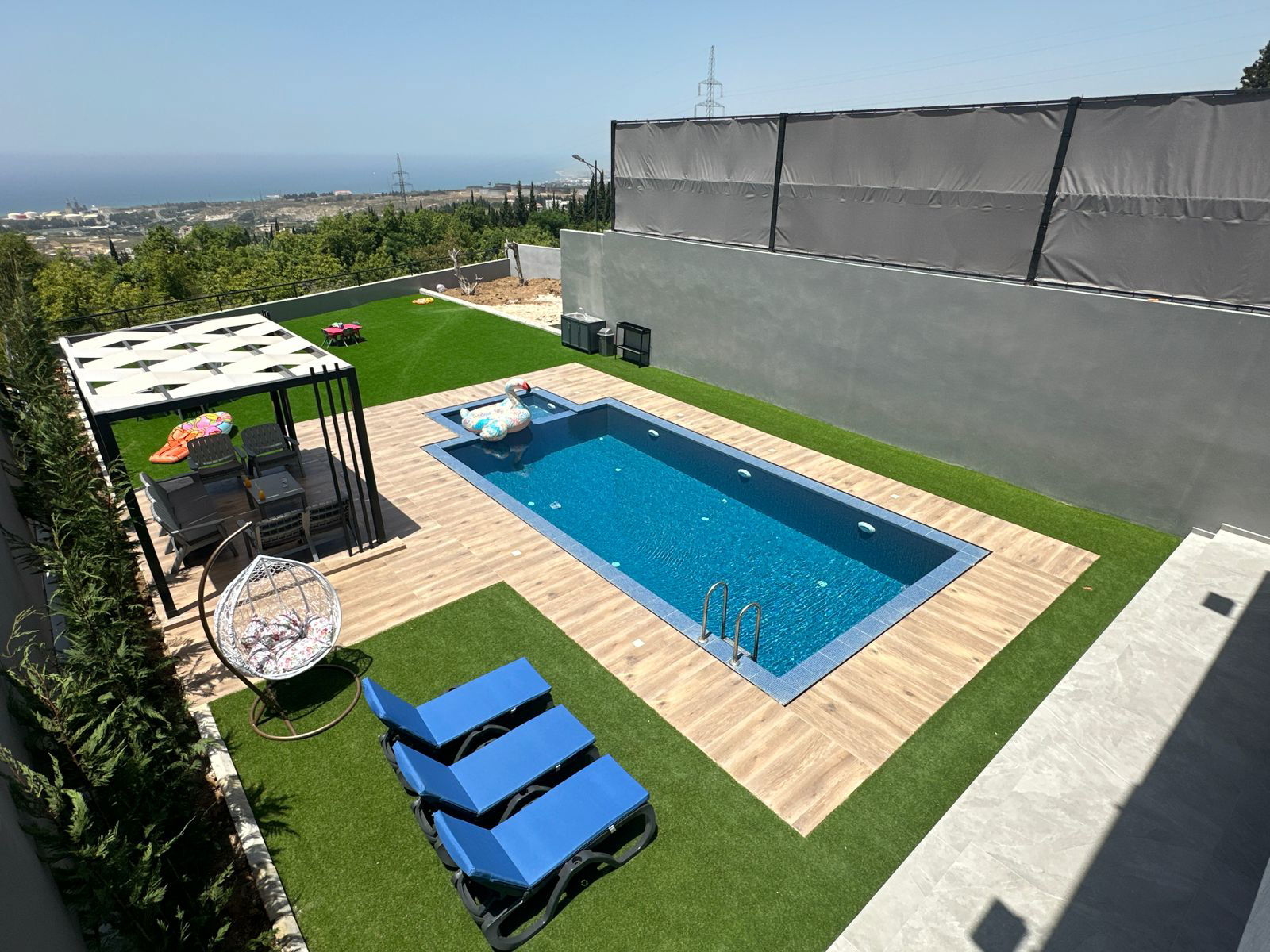 Chalets with Pool – Najjarieh, Saida