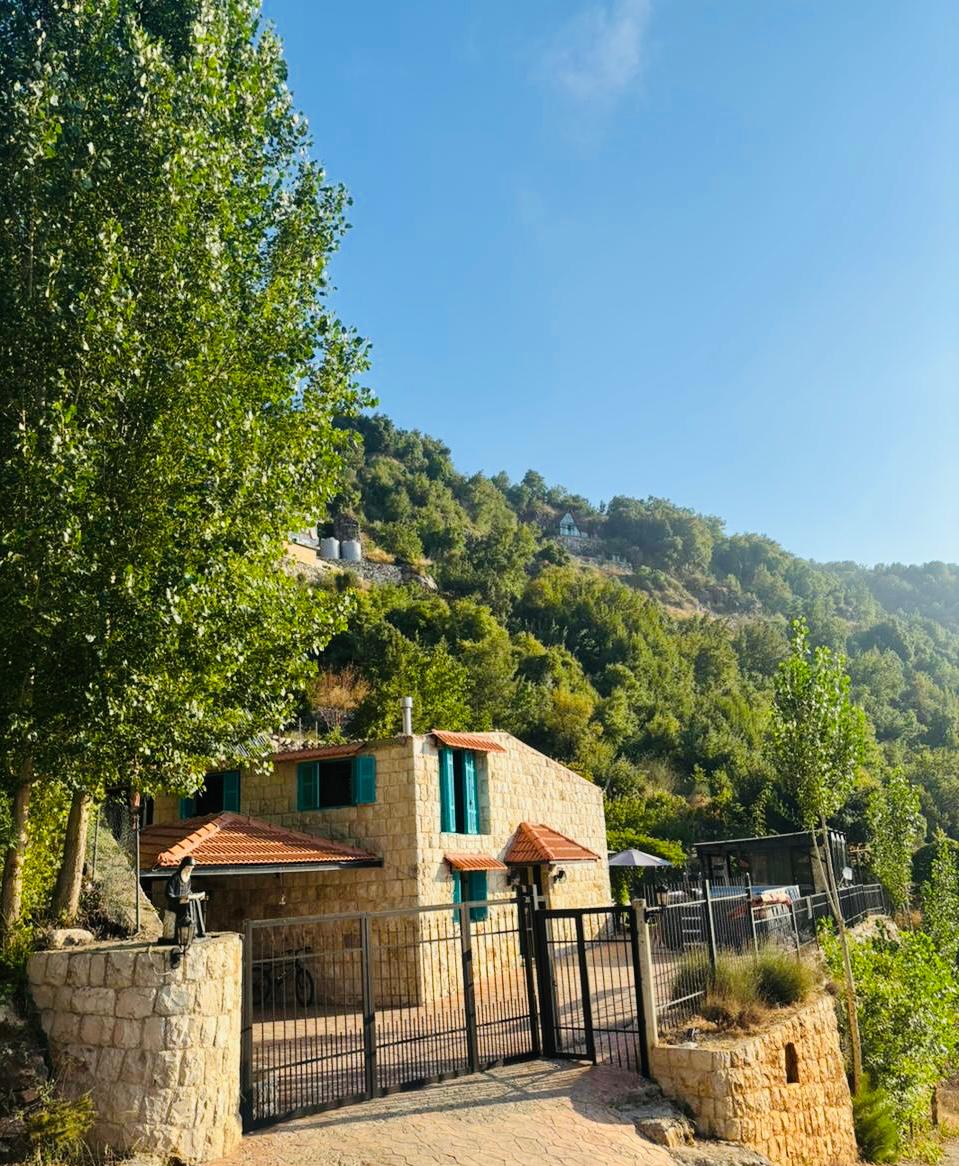 Duplex Chalet – Chahtoul, Keserwan